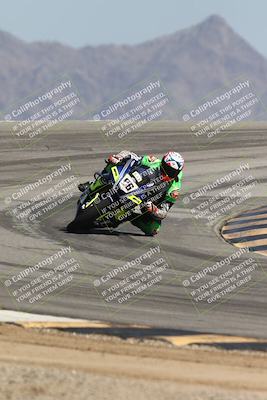 media/Oct-02-2025-Racers Edge (Thu) [[2c91cb6ab3]]/2-A Group/Session 5-Turn 12 (130pm)/